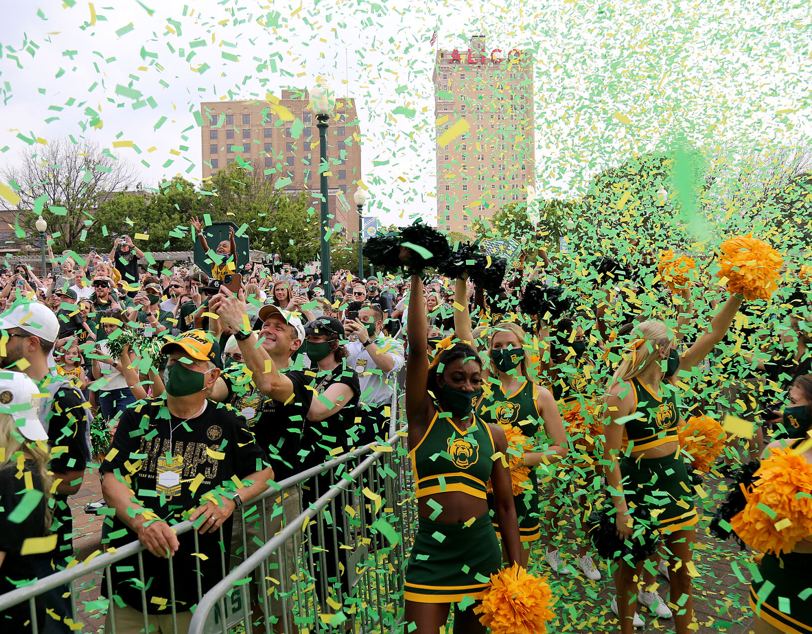 Bears parade
